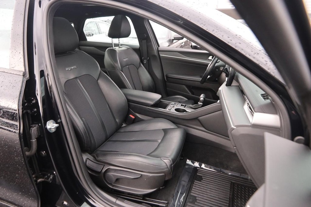 Kia K5 Vehicle Image 28