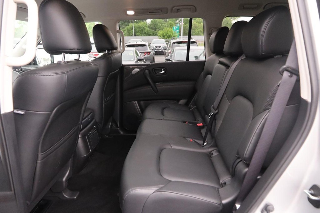Nissan Armada Vehicle Image 09