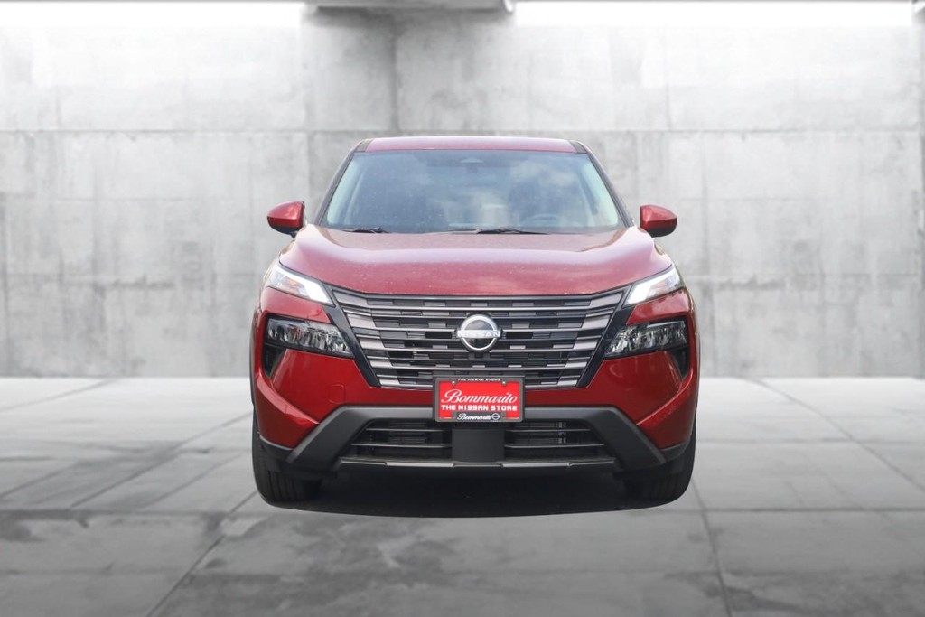 Nissan Rogue Vehicle Image 04