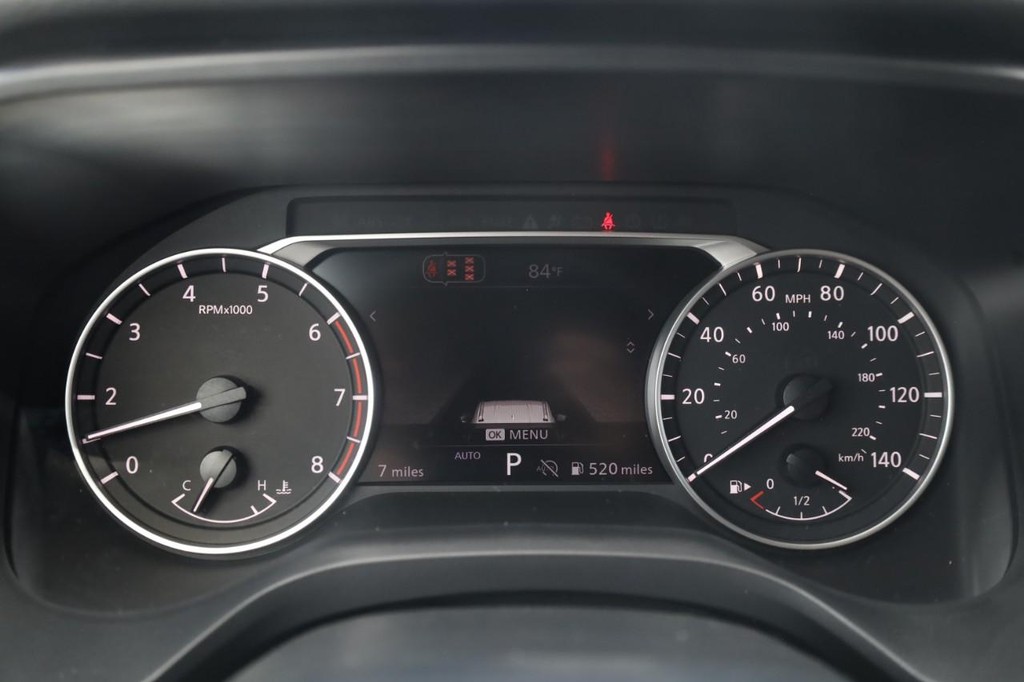 Nissan Rogue Vehicle Image 13
