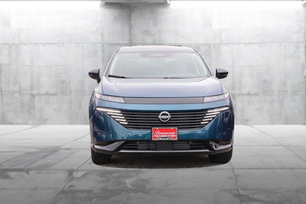 Nissan Murano Vehicle Full-screen Gallery Image 4