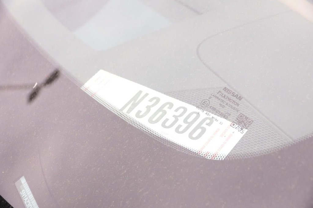 Nissan Murano Vehicle Full-screen Gallery Image 32