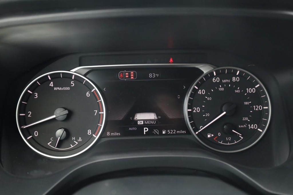 Nissan Rogue Vehicle Image 14