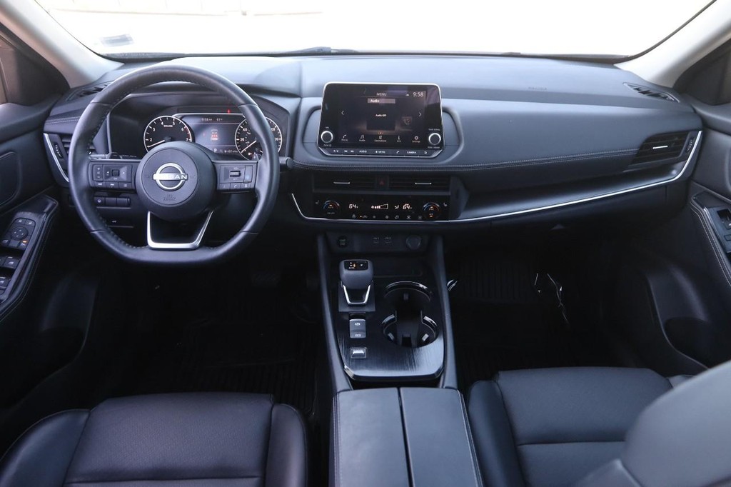 Nissan Rogue Vehicle Image 21