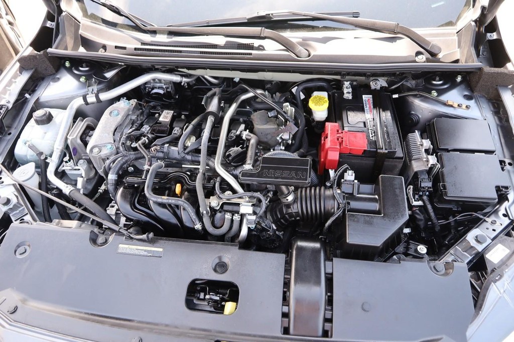 Nissan Sentra Vehicle Image 27