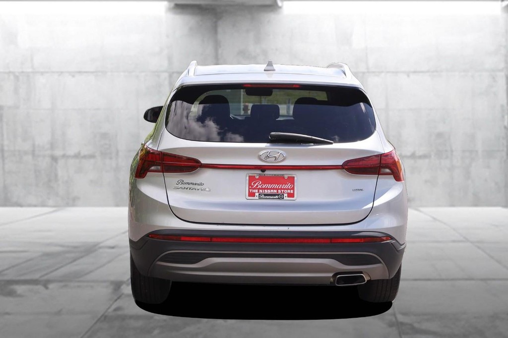 Hyundai Santa Fe Vehicle Full-screen Gallery Image 06