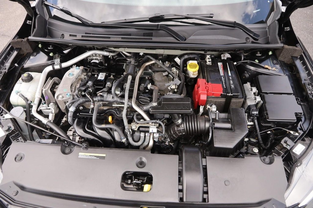 Nissan Sentra Vehicle Image 27