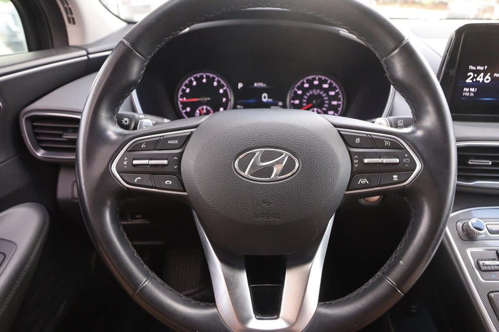 Hyundai Santa Fe Vehicle Image 11