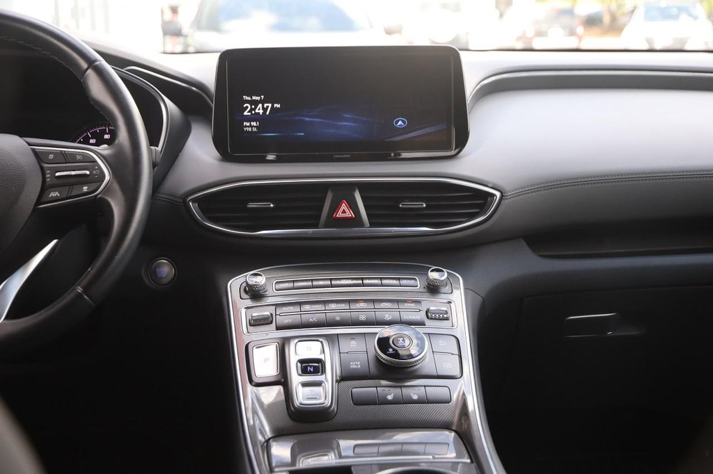 Hyundai Santa Fe Vehicle Image 24