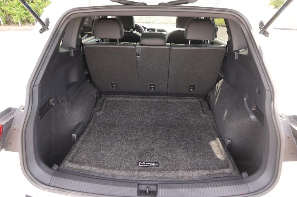 Volkswagen Tiguan Vehicle Image 07