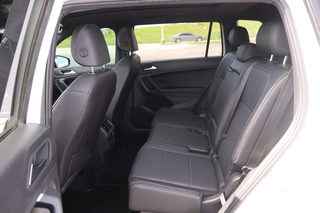 Volkswagen Tiguan Vehicle Image 10