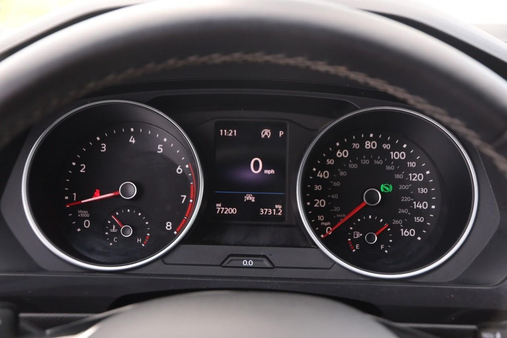 Volkswagen Tiguan Vehicle Image 14