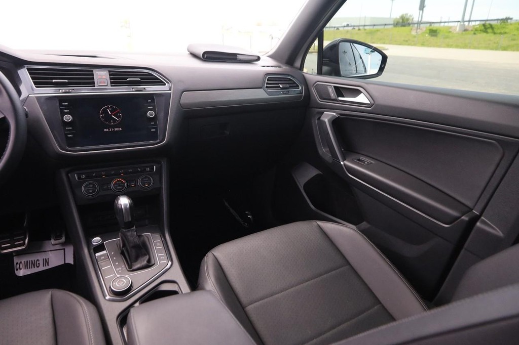 Volkswagen Tiguan Vehicle Image 27