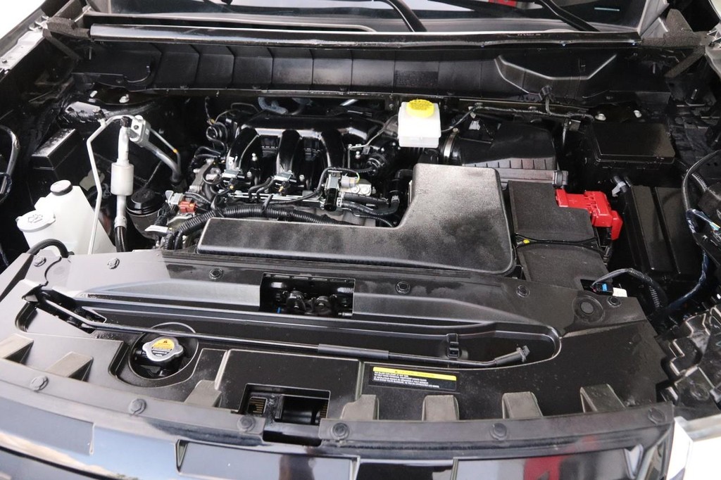 Nissan Pathfinder Vehicle Image 30