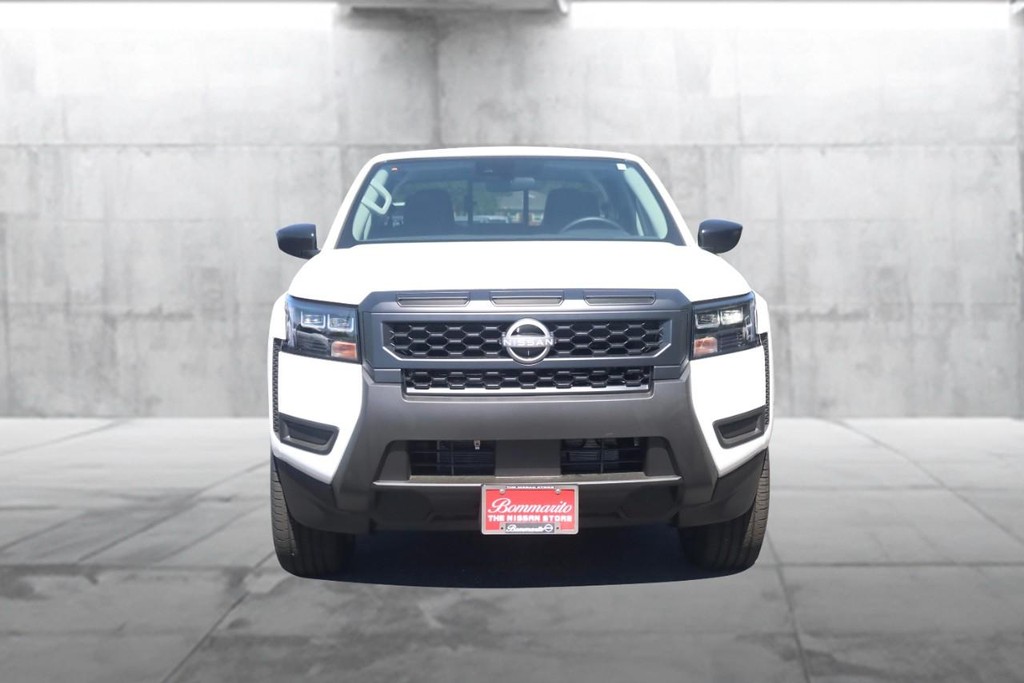 Nissan Frontier Vehicle Image 04