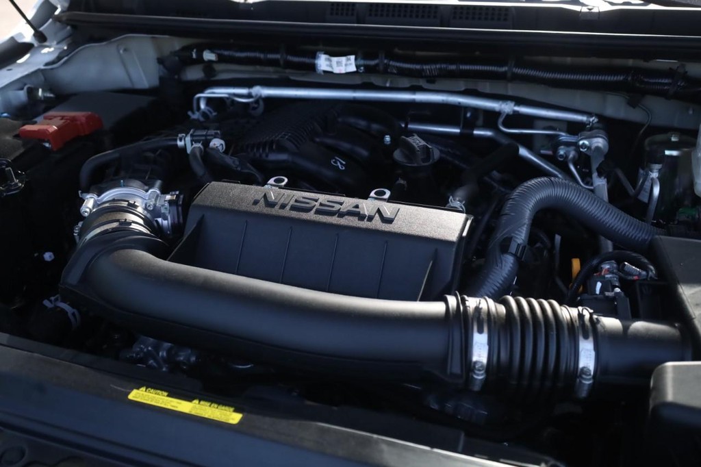 Nissan Frontier Vehicle Image 23