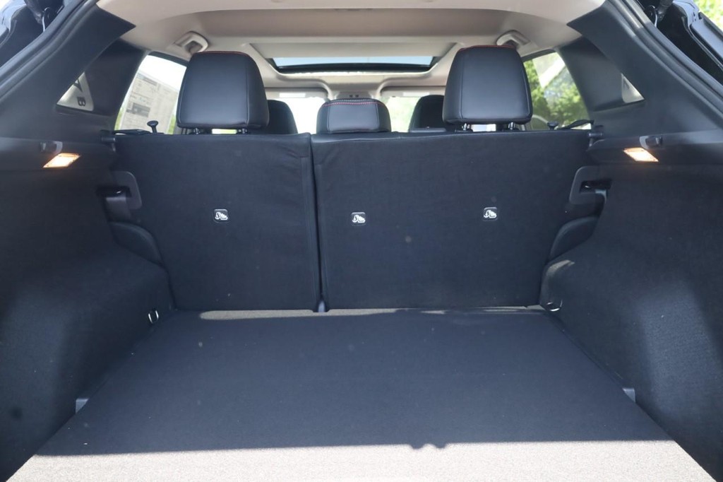 Nissan Kicks Vehicle Image 24