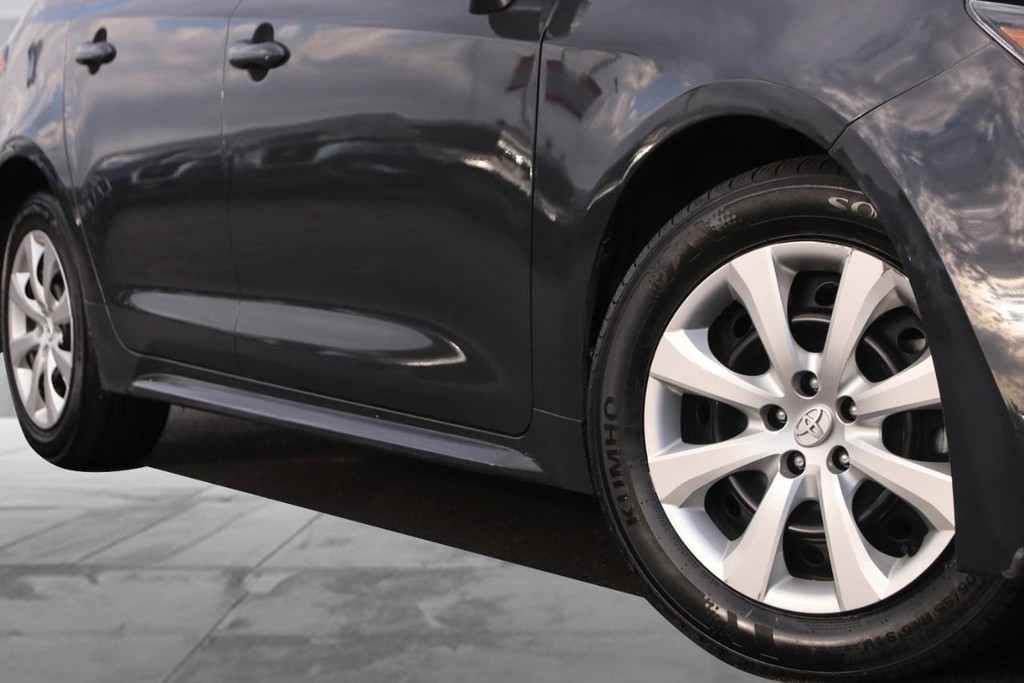 Toyota Corolla Vehicle Image 03