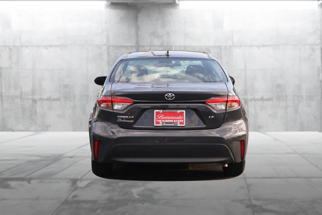 Toyota Corolla Vehicle Image 06