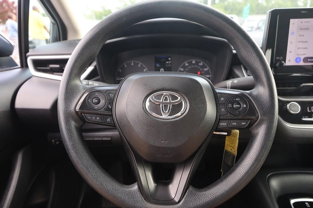 Toyota Corolla Vehicle Image 10