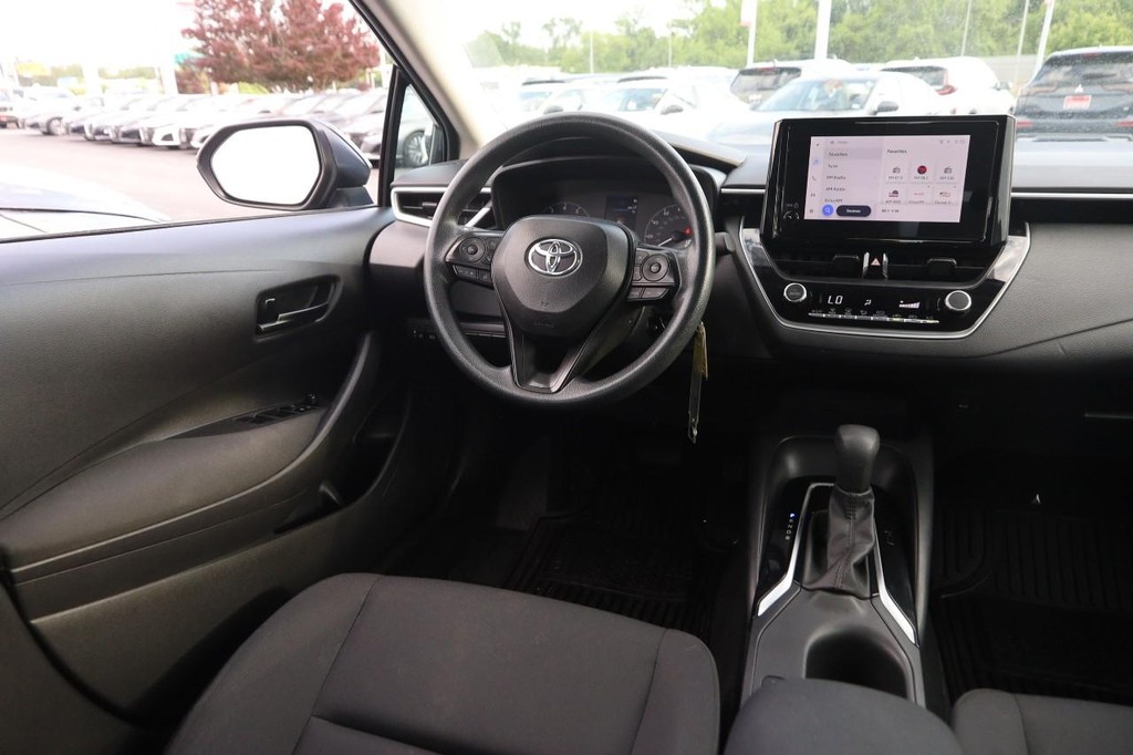 Toyota Corolla Vehicle Image 19