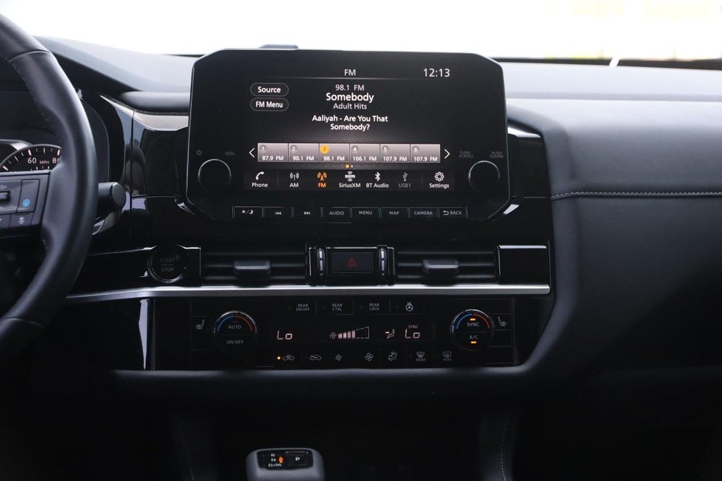 Nissan Pathfinder Vehicle Image 25