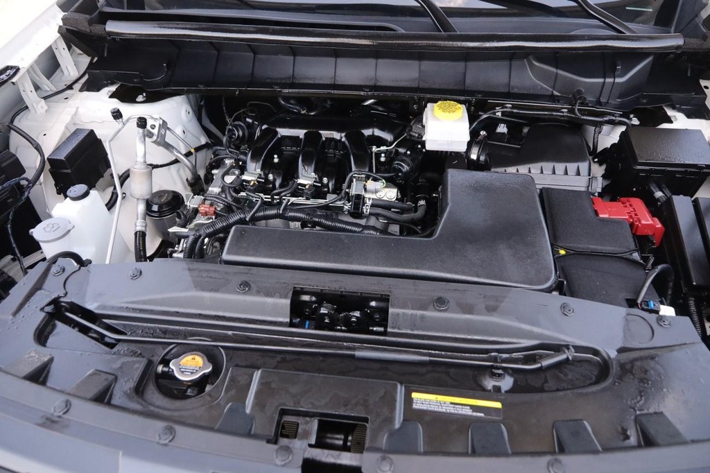 Nissan Pathfinder Vehicle Image 28