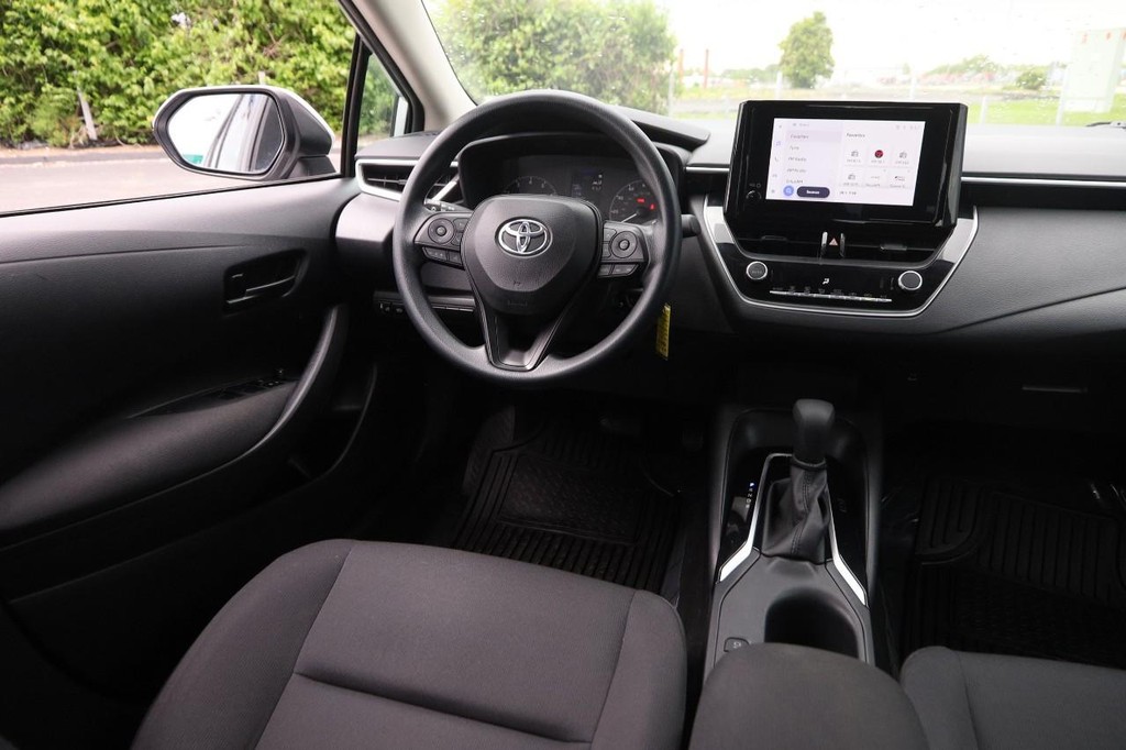 Toyota Corolla Vehicle Image 19