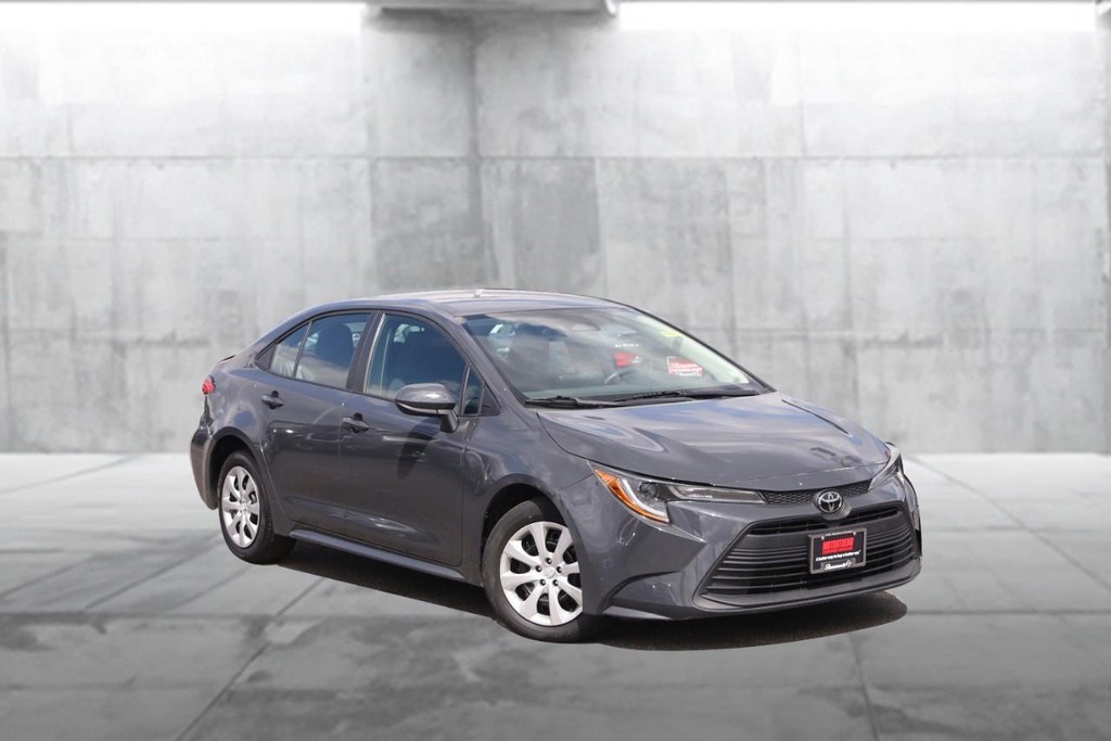 Toyota Corolla Vehicle Image 02