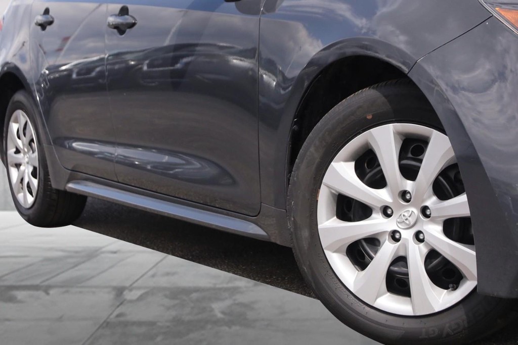 Toyota Corolla Vehicle Image 03