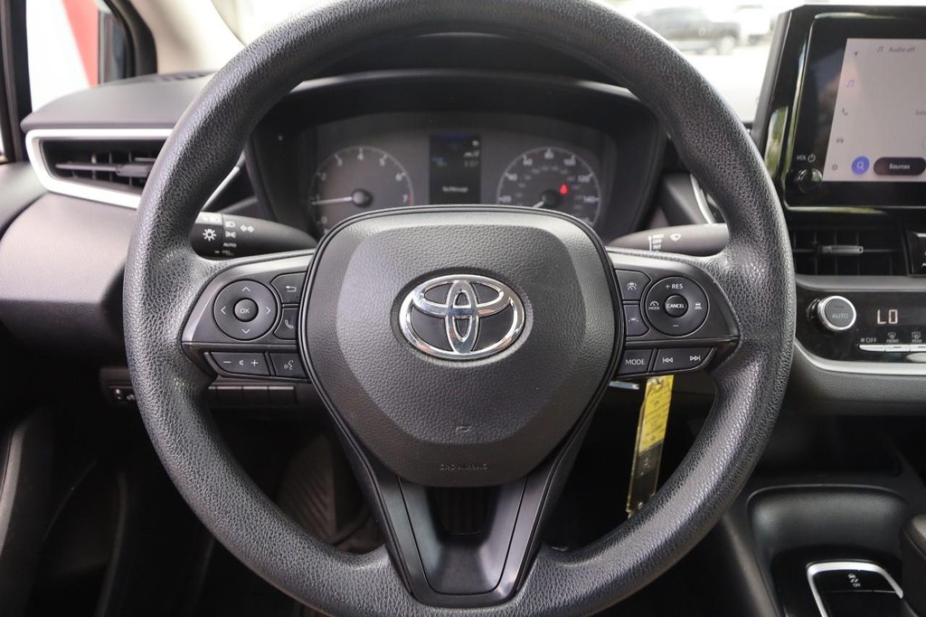 Toyota Corolla Vehicle Image 10