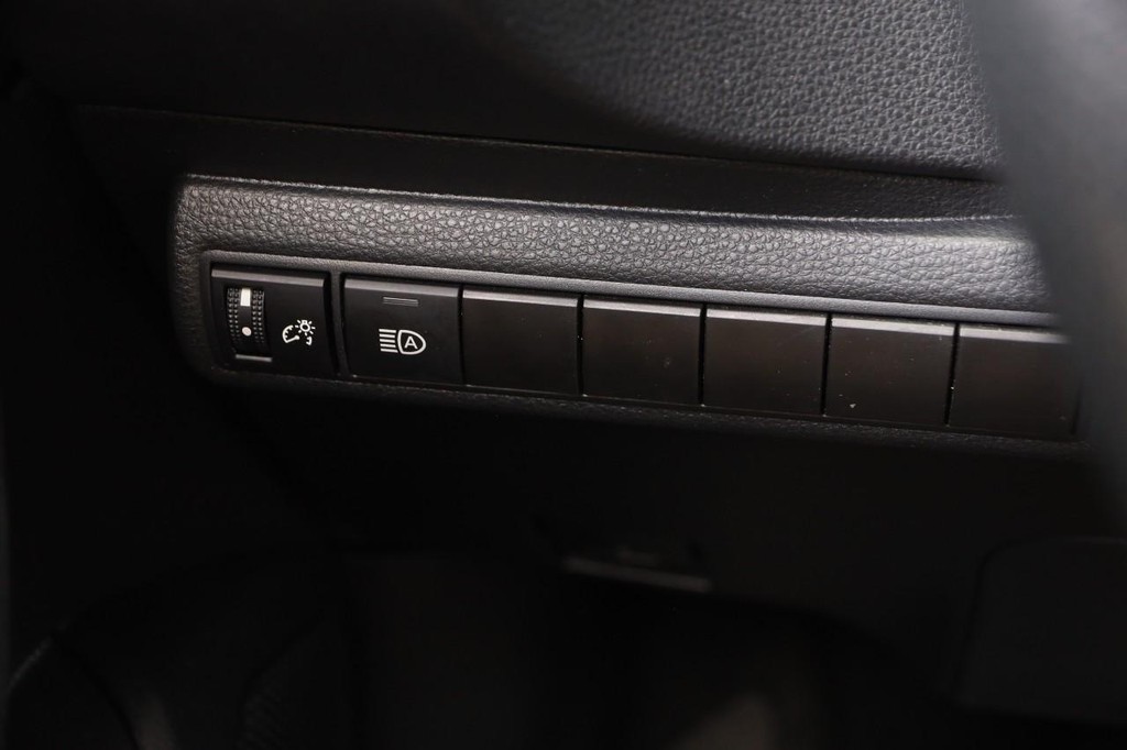 Toyota Corolla Vehicle Image 18