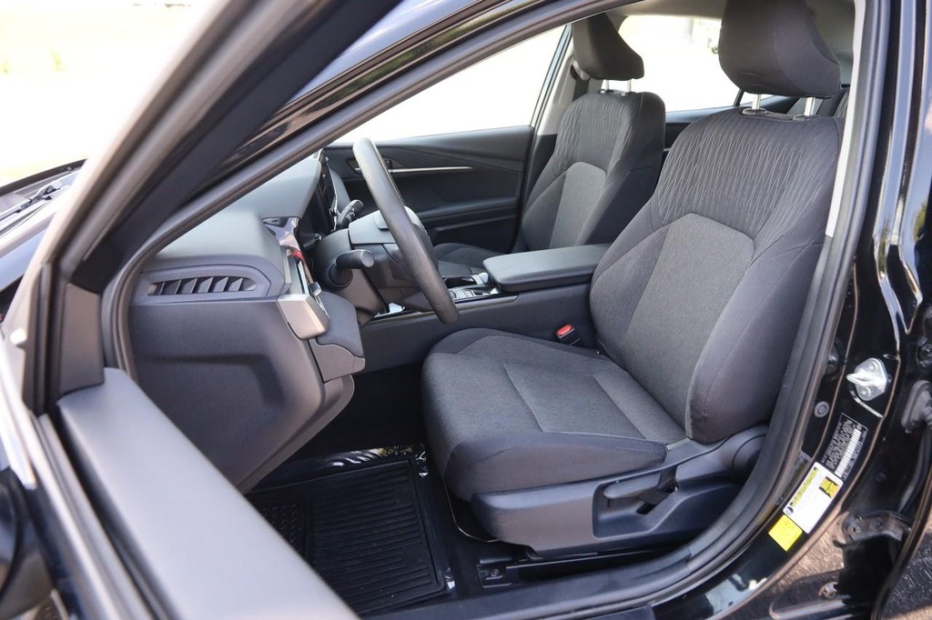 Toyota Camry Vehicle Image 08