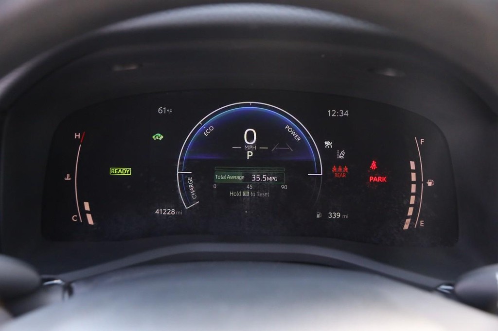 Toyota Camry Vehicle Image 13