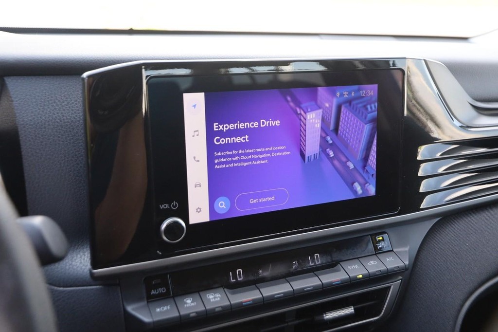 Toyota Camry Vehicle Image 15