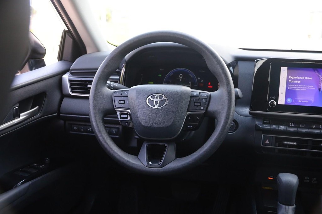 Toyota Camry Vehicle Image 23