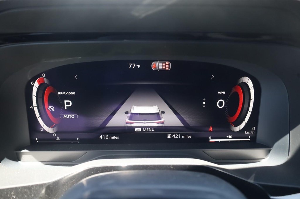 Nissan Pathfinder Vehicle Full-screen Gallery Image 13