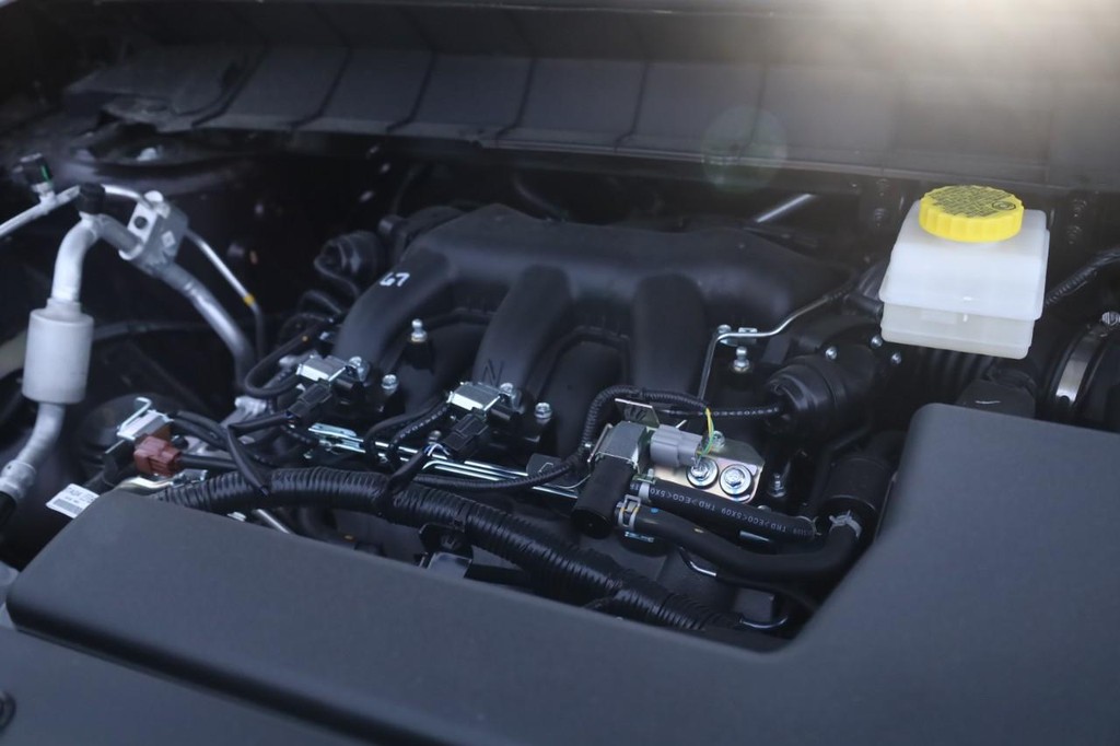 Nissan Pathfinder Vehicle Full-screen Gallery Image 26