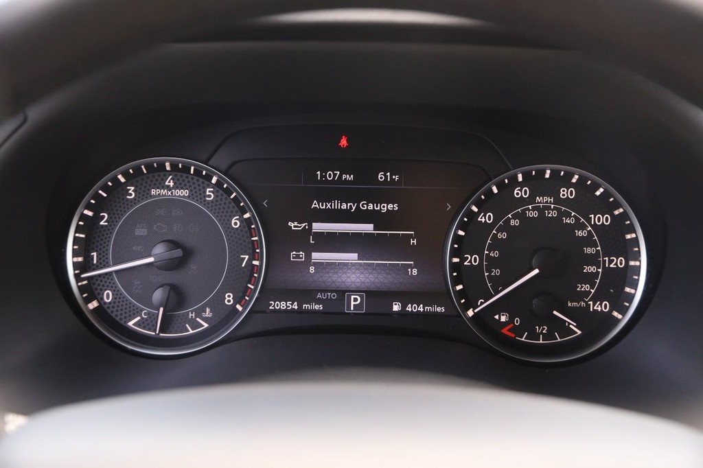 Nissan Armada Vehicle Image 14