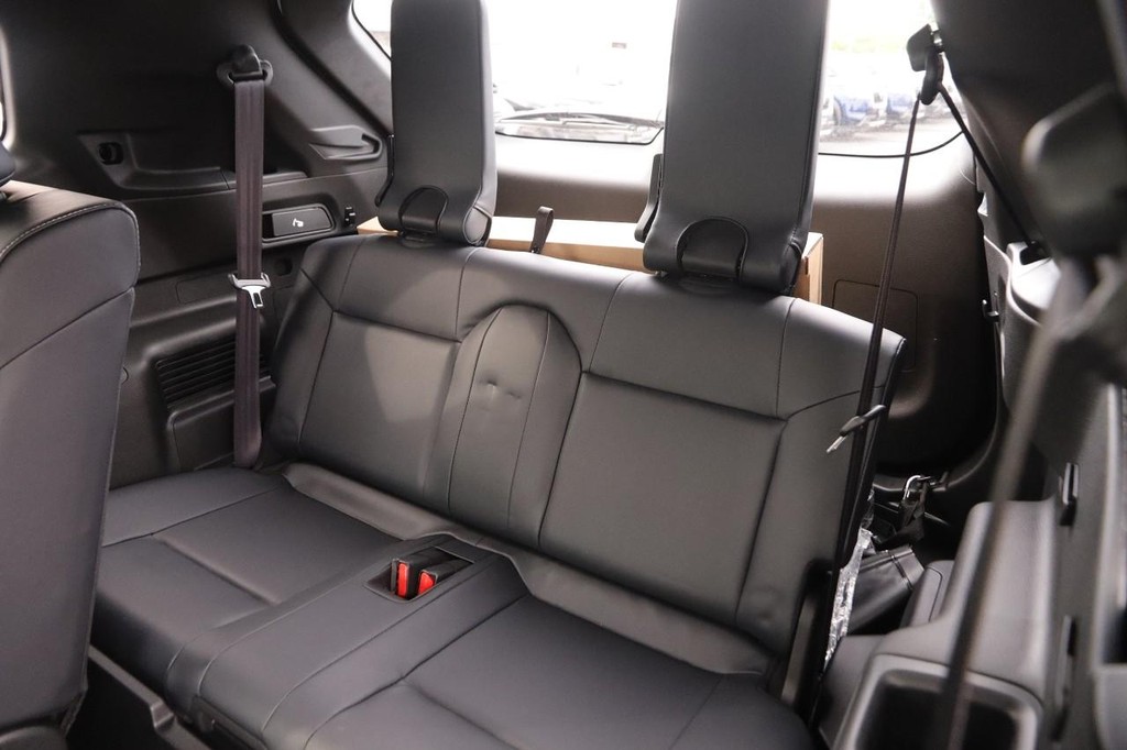 Nissan Rogue Plug-In Hybrid Vehicle Image 11
