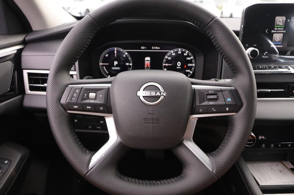 Nissan Rogue Plug-In Hybrid Vehicle Image 12