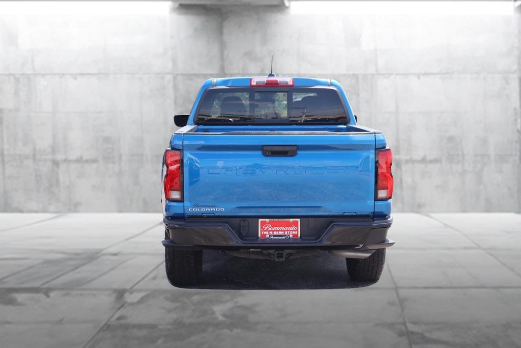 Chevrolet Colorado Vehicle Image 06
