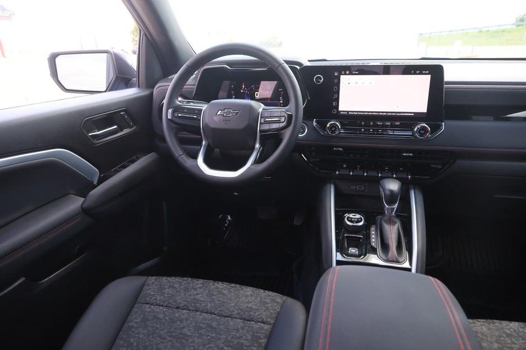 Chevrolet Colorado Vehicle Image 19