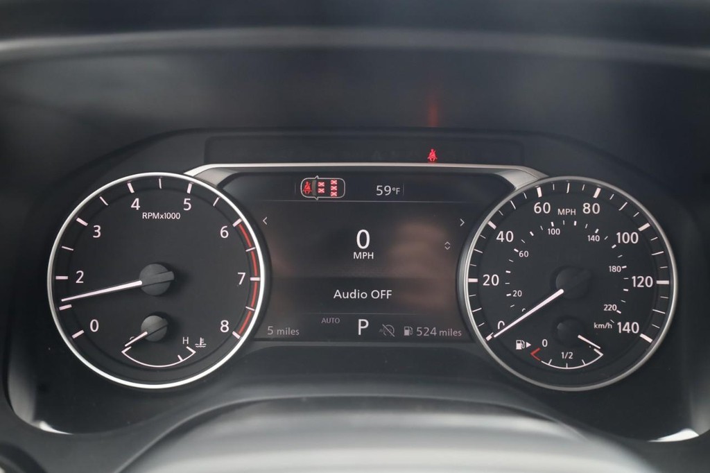 Nissan Rogue Vehicle Image 13