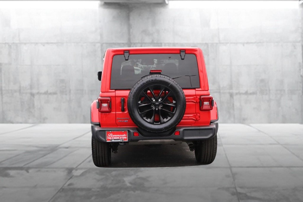 Jeep Wrangler 4xe Vehicle Image 06