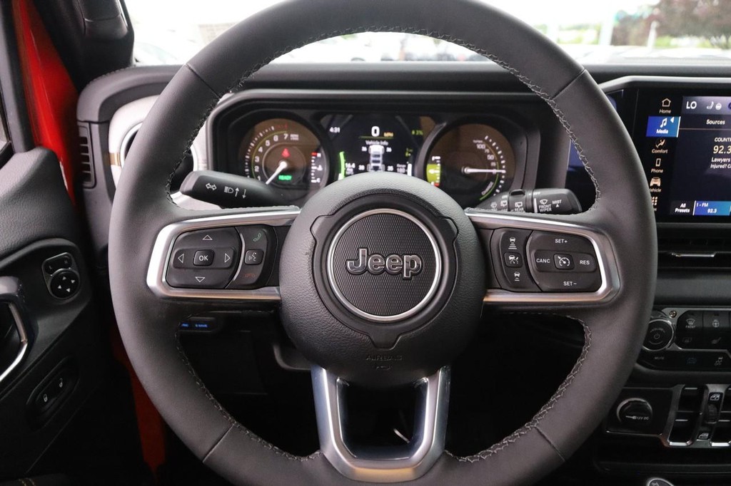 Jeep Wrangler 4xe Vehicle Image 10