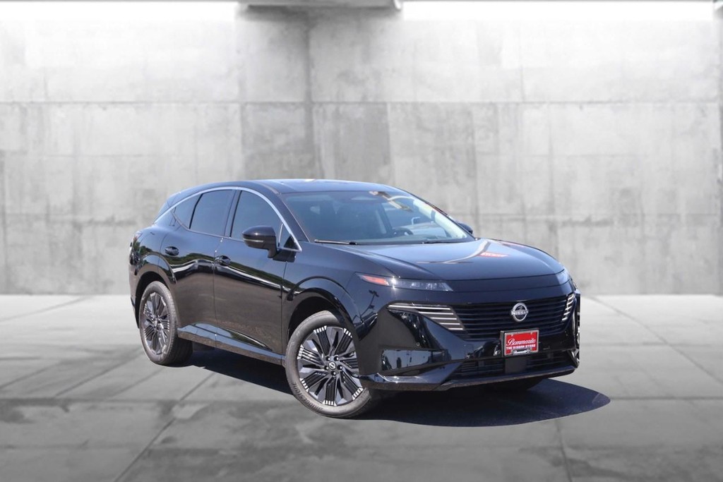 Nissan Murano Vehicle Image 02