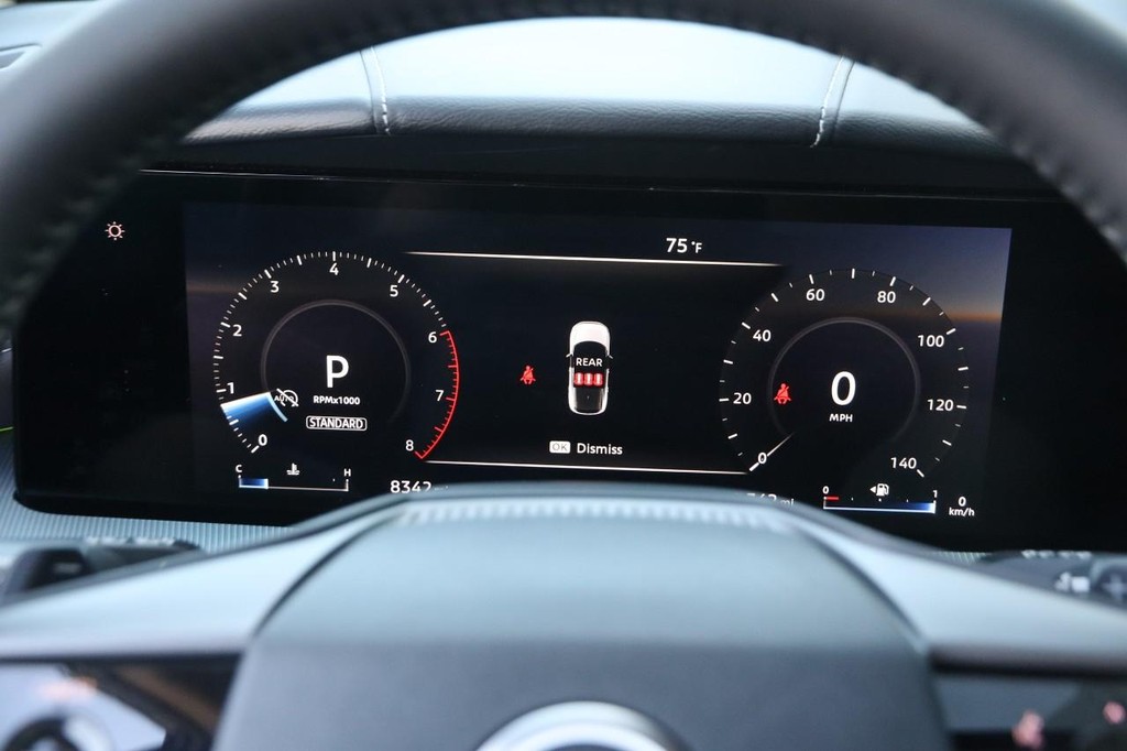 Nissan Murano Vehicle Image 15