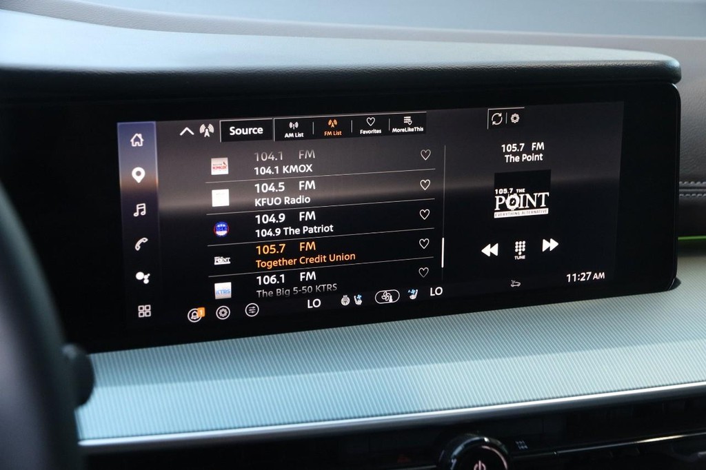 Nissan Murano Vehicle Image 18