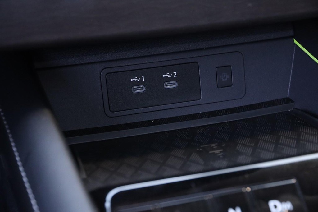 Nissan Murano Vehicle Image 21